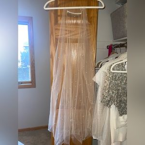David’s Bridal Veil